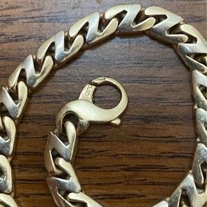 14k Solid Gold Bracelet Very Heavy 25 Grams Two Tone Chevron Link V-Link Style